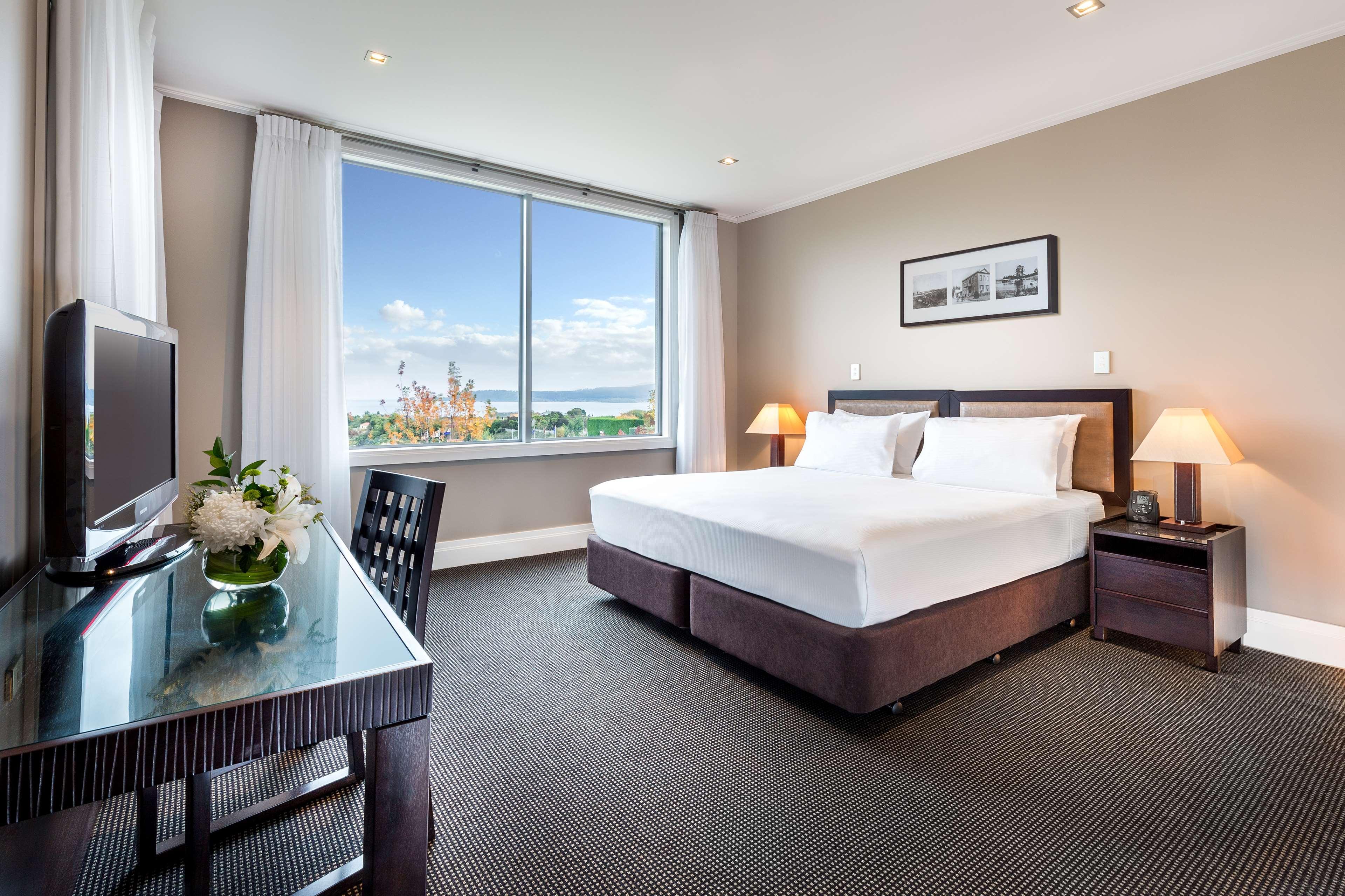 Hilton Lake Taupo Exterior foto