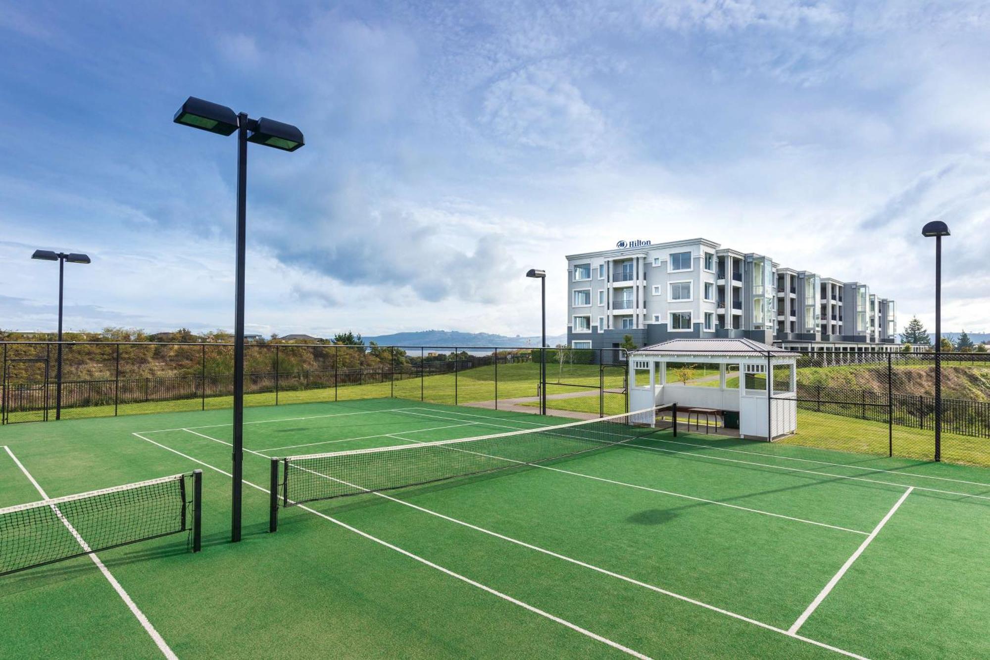 Hilton Lake Taupo Exterior foto